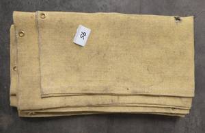 lot 95 image: Welding curtain approx 8 ft x 8ft