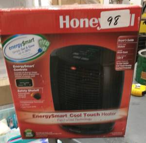 lot 98 image: New Honeywell Desk Heater - never opened