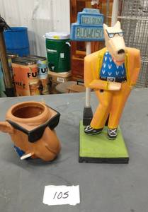 lot 105 image: Advertising - Joe Cool Camel koozie and Budwieser sign