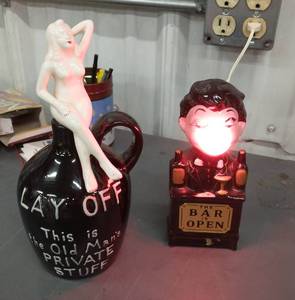 lot 109 image: Liquor decanter and Bar is Open Light