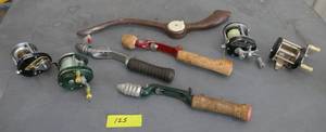 lot 125 image: Fishing reels and rod handles - Shakespeare, South Bend, Ocean City