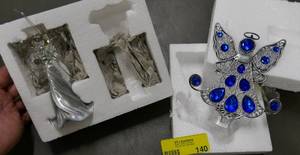 lot 140 image: New angel night light and angel figure ornament