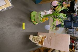 lot 149 image: LED light up easter tree and Seraphim angel Samantha