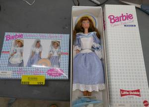 lot 152 image: Little Debbie Barbies Series III 1997 and a miniature set of series I to III