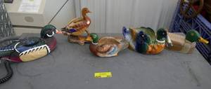 lot 207 image: Wood duck phone, 3 ceramic duck planters and a duck that opens to put stuff in