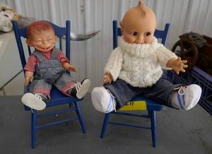 lot 211 image: Vintage Effanbee doll and Cameo Kewpie with Lee Jeans