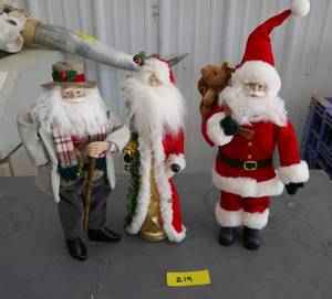 lot 219 image: 3 Santa figures