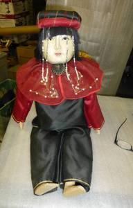 lot 257 image: Vintage chinese wood doll and india figure and some clay and porcelain