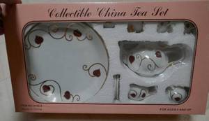 lot 256 image: Toy tea sets