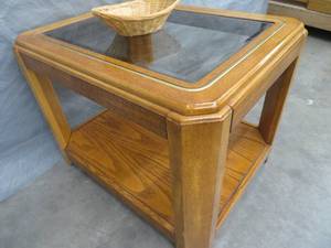 lot 2 image: VINTAGE SOLID WOOD SIDE TABLE WITH GLASS TOP AND GOLD ACCENT
