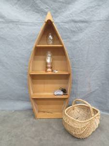 lot 8 image: CUTE CABIN CANOE SHELF WITH A WICKER BASKET AND MORE