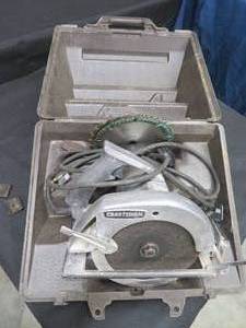 lot 15 image: CRAFTSMAN PERMANEX CASE, 6.5 SKILL SAW AND NEW AND USED BLADES