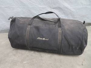 lot 22 image: EDDIE BAUER TENT