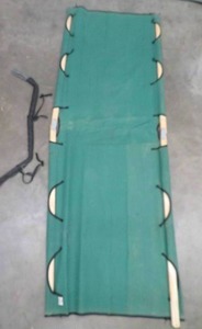 lot 25 image: VINTAGE BYER MILITARY FOLDABLE SLEEPING COT