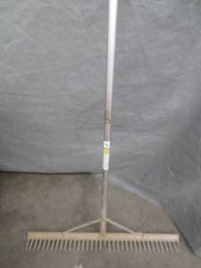 lot 41 image: RIDGID WORK RAKE