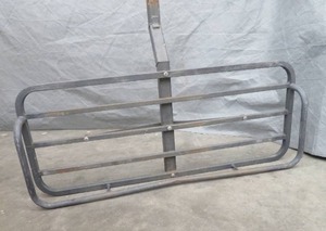 lot 48 image: TRAILER HITCH LUGGAGE EXTENDER