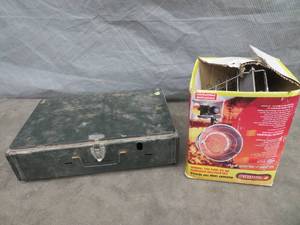 lot 61 image: SUNRITE PROPANE HEATER & COLEMAN MINI TRAVEL GRILL