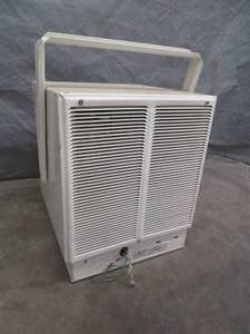 lot 67 image: MINI ELECTRIC COOLHEATER