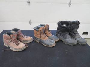 lot 45J image: 3 PAIRS OF BOOTS