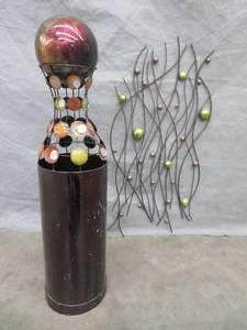 lot 79 image: HOME DECOR ART LOT