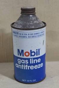 lot 50 image: Vintage Mobil Gas Line Antifreeze Can
