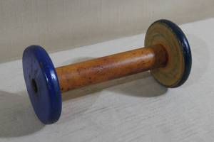 lot 78 image: Antique Wood Spool - 8-18 Long