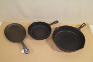 lot 75 image: 3 Cast Iron Skillets