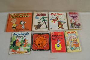 lot 100 image: Vintage Childrens and Comic Books