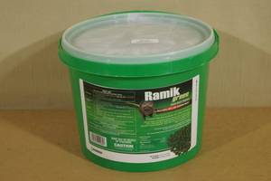 lot 108 image: Ramik Green Mini Bait Packs Rat Poison