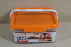 lot 61 image: Deck Wise 38 Extreme Plugs