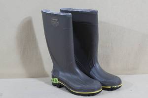 lot 32 image: Servus Size 6 Rubber Boots