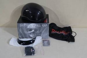 lot 41 image: Daytona Skull Cap Motorcycle Helmet - Small