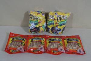 lot 26 image: Dog Treats - Beggin Strips, Twistedz