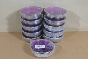 lot 19 image: Small Dog Bowls