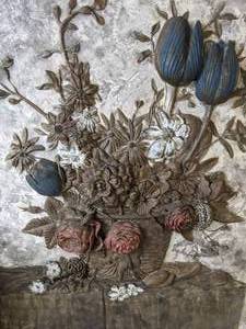 lot 985 image: Large Bas Relief Style BotanicalFloral Wall Hanging
