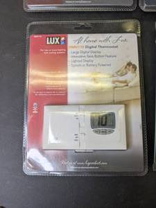 lot 953 image: Lot of (4) Lux Digital Thermostats