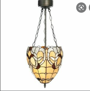 lot 884 image: Chandelier from River of Goods