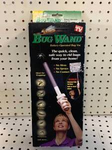 lot 2 image: Bug Wand Battery Operated Bug Vac�