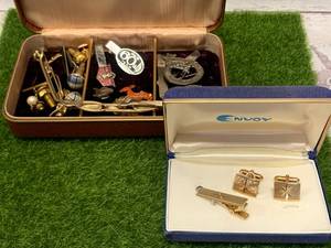 lot 47 image: Lot of 2 Vintage Boxes of�Mens�Jewelry�