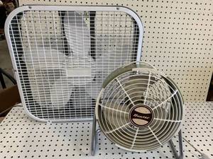lot 62 image: Lot of 2 Fans�