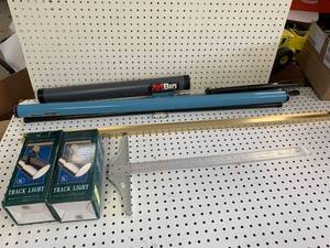 lot 83 image: Track Light, Projector Screen, T-Square�