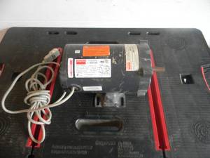 lot 31 image: DAYTON PUMP MOTOR 8DFO5 12 HORSE POWER - WORKS - SEE PICTURES