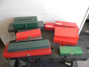 lot 32 image: TOTE FULL OF METAL TOOL STORAGE BOXES - VARIETY OF SIZES - SEE PICTURES