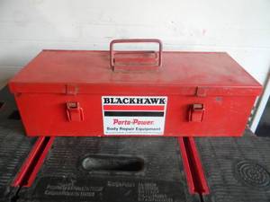 lot 71 image: BLACKHAWK METAL TOOLBOX WITH CRAFTSMAN & PORTER CABLE POWER PLANERS - BOTH WORK - SEE PICTURES