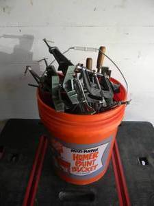 lot 90 image: 5 GALLON BUCKET FULL OF CLAMPS - FROM SMALL TO LARGE - HUGE VARIETY - SEE PICTURES