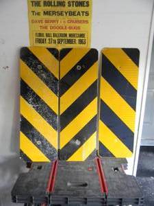 lot 117 image: VINTAGE SET OF 3 STREET SIGNS - VERY COOL - APPROX 12 BY 36 - SEE PICTURES