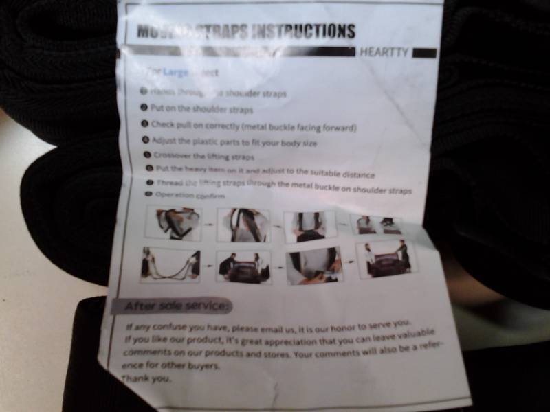 Set of moving straps and gloves to ...