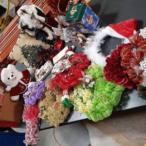 Enormous Holiday Decor Lot (Include...