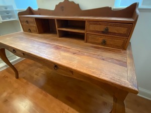 lot 125 image: Beautiful Wooden Desk