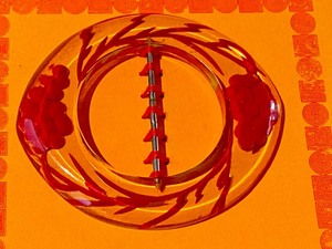 lot 129 image: 1940s Lucite Slide Buckle